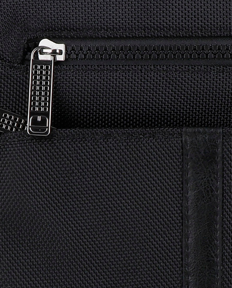 Bandolera Stark Gabol en color negro, imagen 6