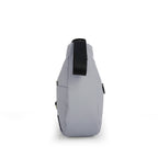 Bolso media luna Gabol Leire en color gris, imagen 2